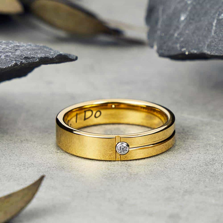 Personalisierte Wolfram Eheringe Gold mit Gravur 4mm/6mm - Remisia