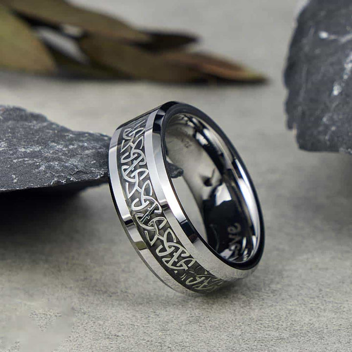 Keltischer Knoten Wolfram Ring mit Gravur 6mm/8mm - Remisia